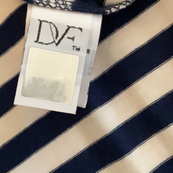 AUTHENTIC DVF WRAP DRESS - Picture 4 of 12